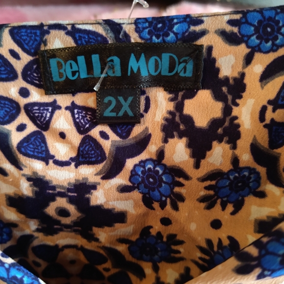 Blouse - Picture 3 of 3